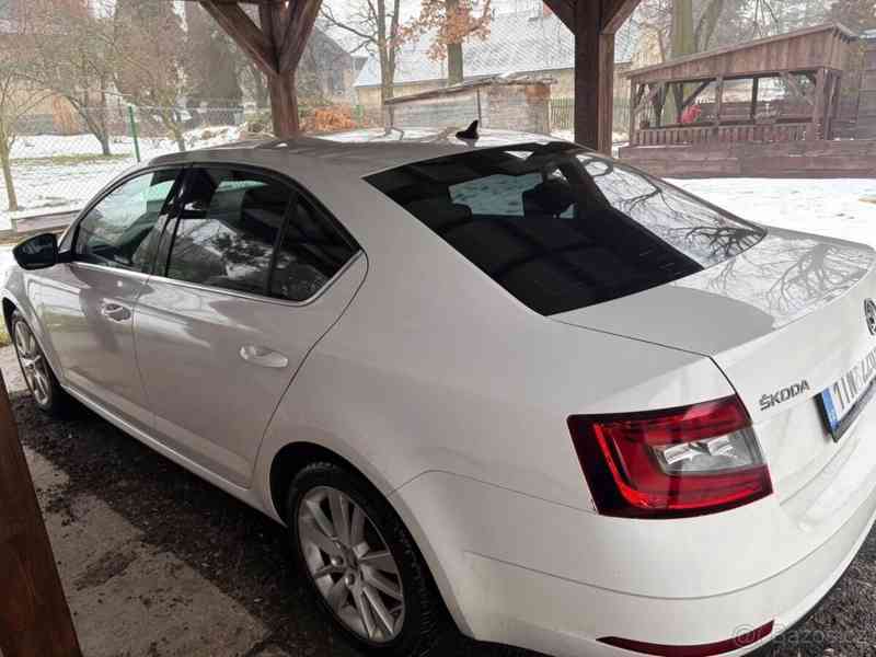 Škoda Octavia 1,6   TDI 85kw - foto 10