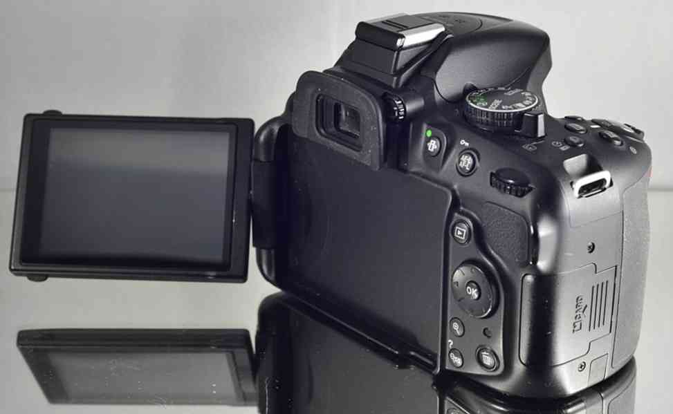 Nikon D5200 + AF-S 18-200mm G VR *UV*10000 Exp. - foto 8