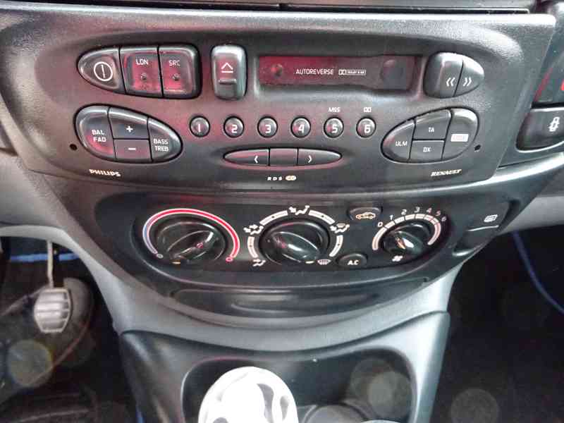 Renault Megané Scenic 2.0i r.v.1997 stk8/2022 - foto 8