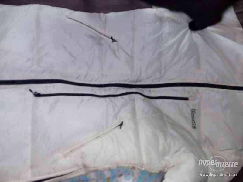 Dámská bílá bunda značky Brunotti - foto 1
