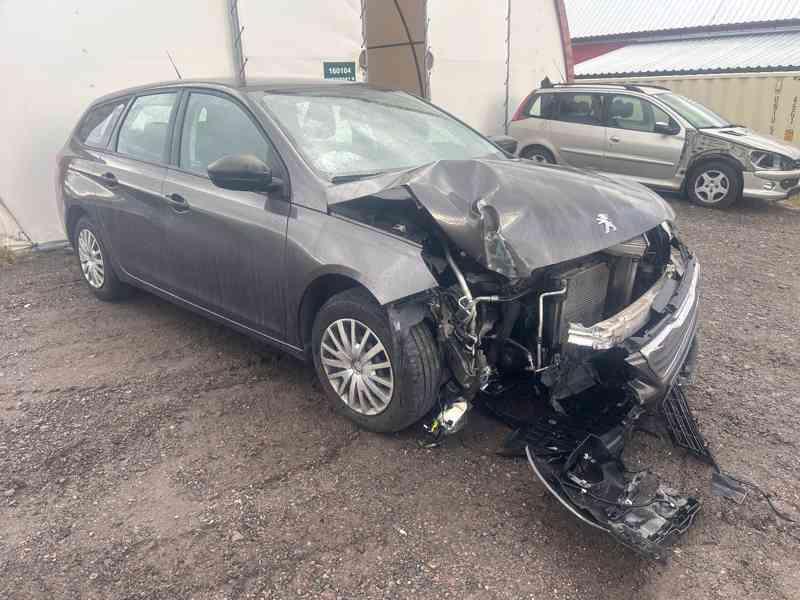 Peugeot 308SW T9 1,2 PureTech HNZ 81KW prodám díly - foto 2