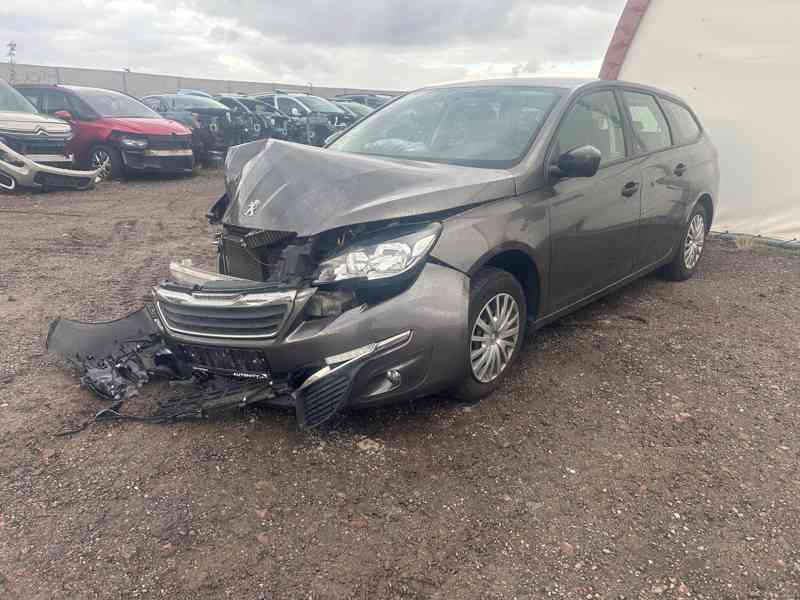 Peugeot 308SW T9 1,2 PureTech HNZ 81KW prodám díly - foto 1