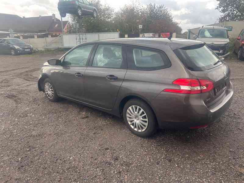 Peugeot 308SW T9 1,2 PureTech HNZ 81KW prodám díly - foto 4