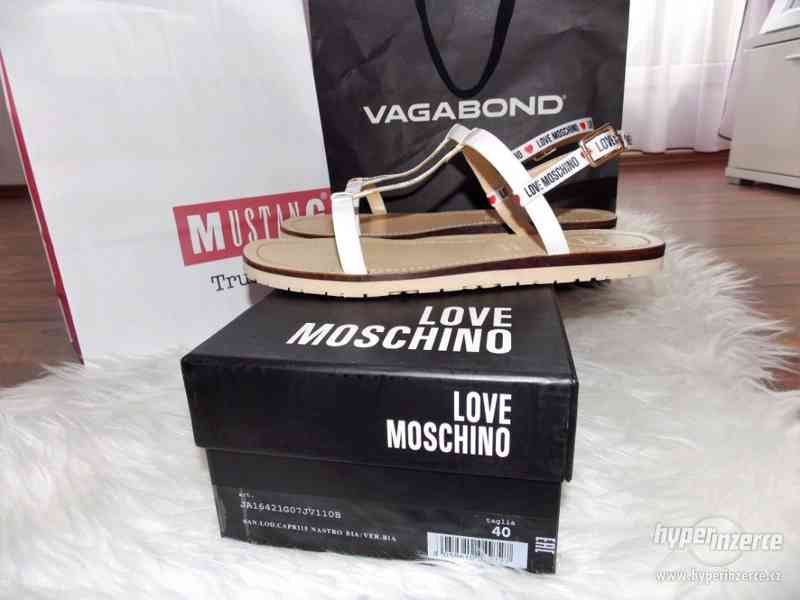 Nové sandálky MOSCHINO (Love Moschino) - foto 6