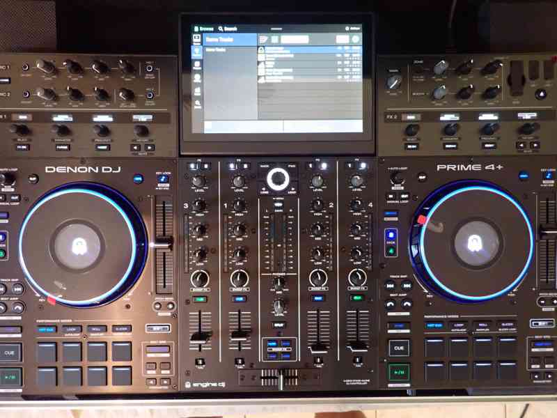 Denon DJ Prime 4+, Allen & Heath Xone:96, PLAYdifferently MO - foto 3