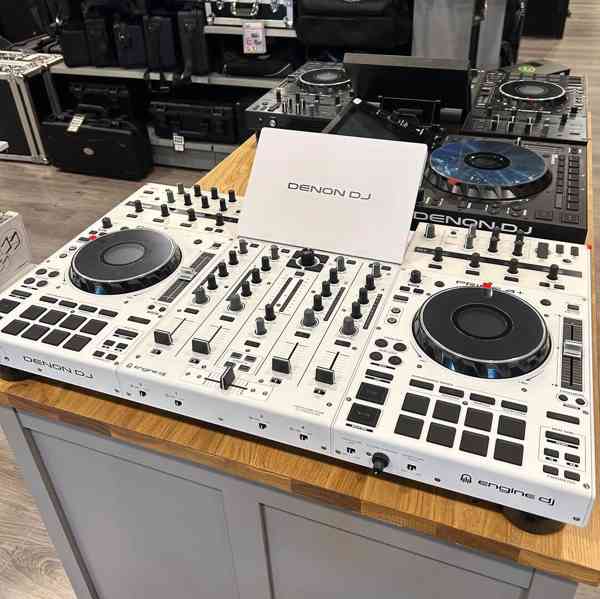 Denon DJ Prime 4+, Allen & Heath Xone:96, PLAYdifferently MO - foto 5