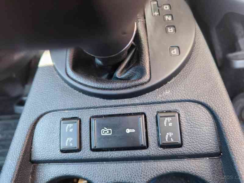 Škoda Fabia 1,4   II RS TSI DSG - foto 15