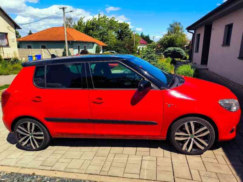 Škoda Fabia 1,4   II RS TSI DSG - foto 7