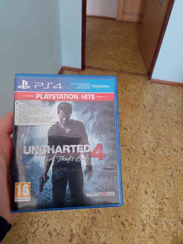 Uncharted 4 ps4 - foto 1