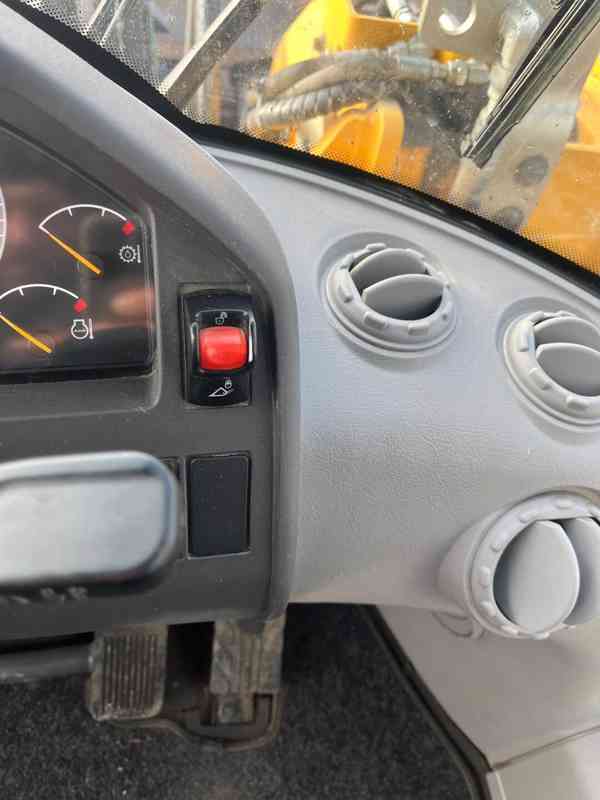 Kolový nakladač Volvo L180H (Možnost leasingu) - foto 19