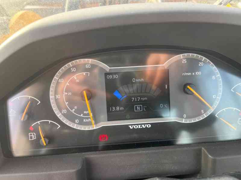 Kolový nakladač Volvo L180H (Možnost leasingu) - foto 14