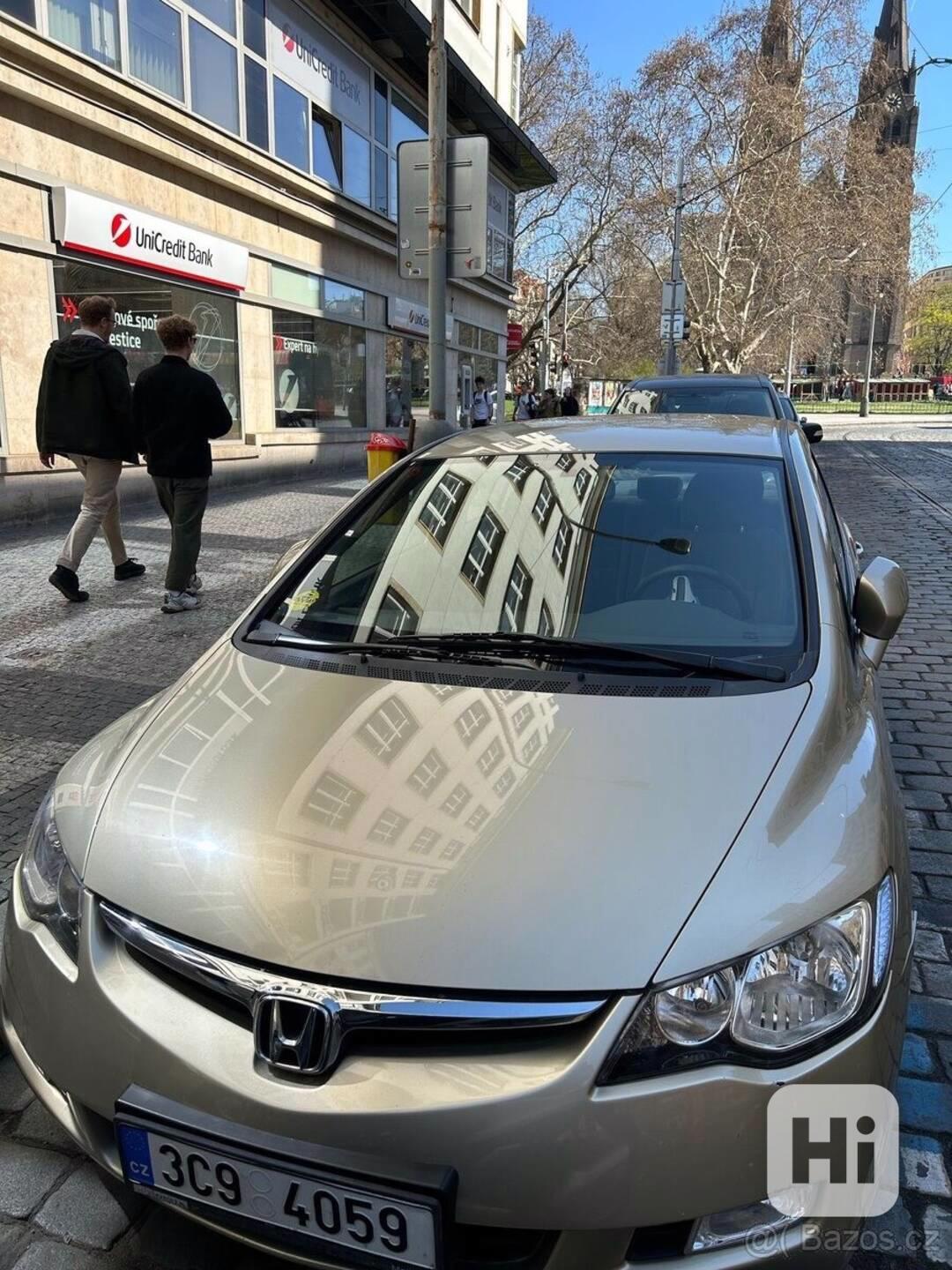 Honda Civic 1,3 - foto 1