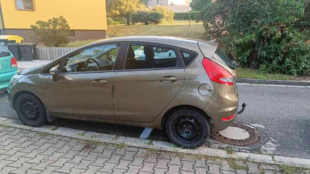 Ford Fiesta 1,2 - foto 4