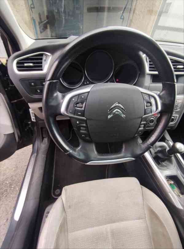 Citroën C4 1,6   VTi - foto 2