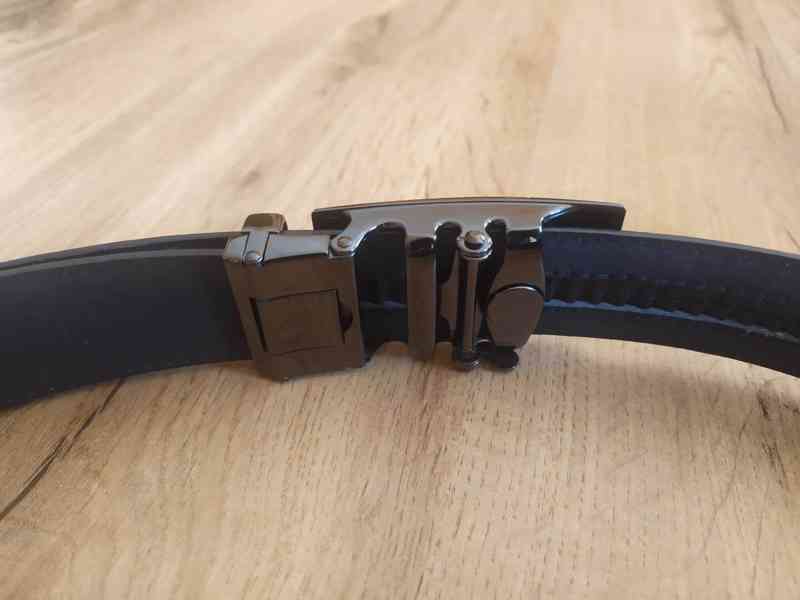 Oblek (vel. L) + společenské boty (42-43), jako nové - foto 13