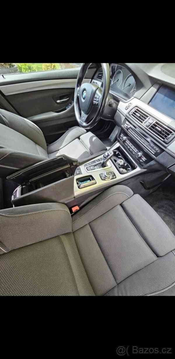 BMW Řada 5 3,0 530xd - foto 5