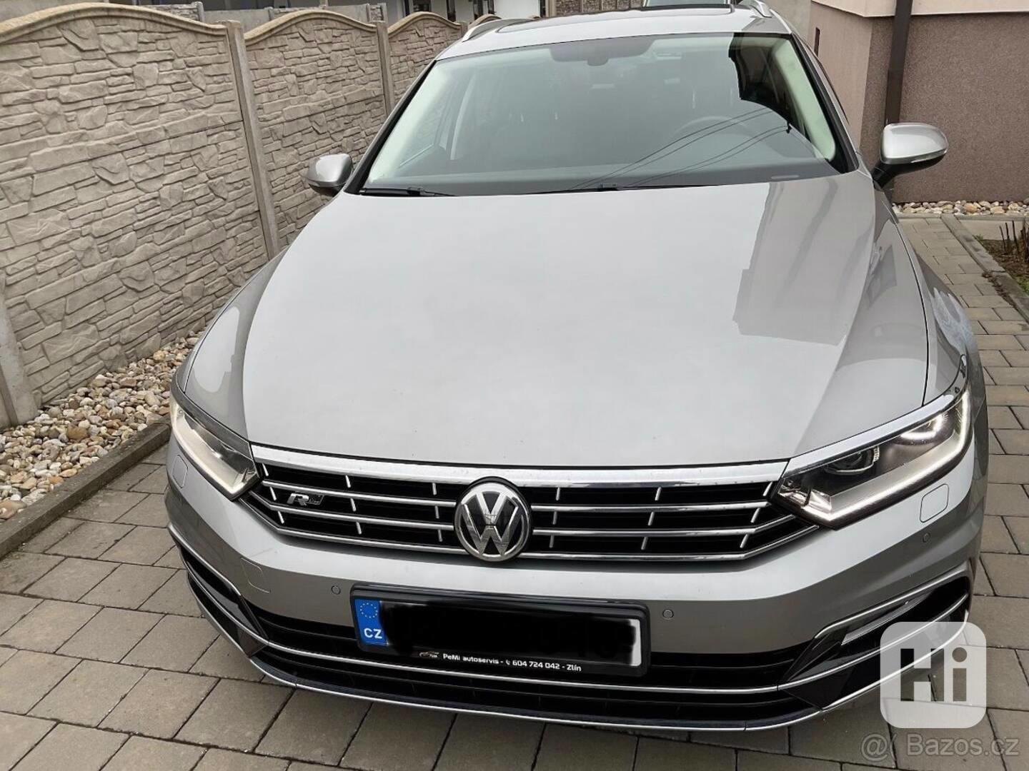 Volkswagen Passat 2,0   B8 Variant - foto 1