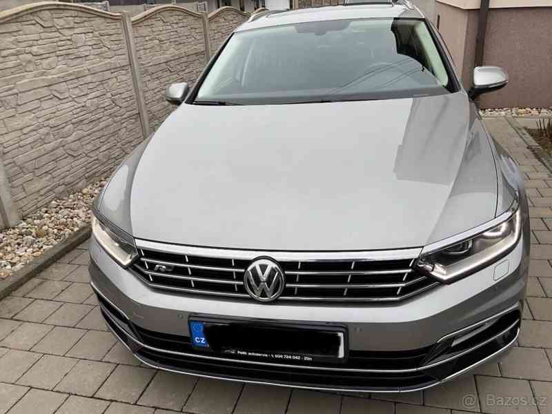 Volkswagen Passat 2,0   B8 Variant - foto 1