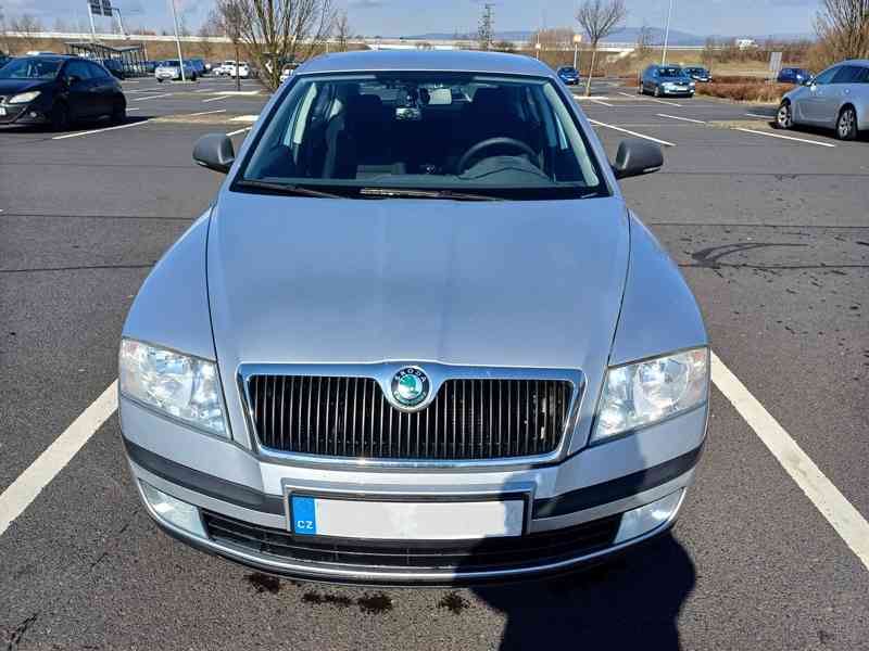 Škoda Octavia, 2011, 1,6 benzín - foto 3