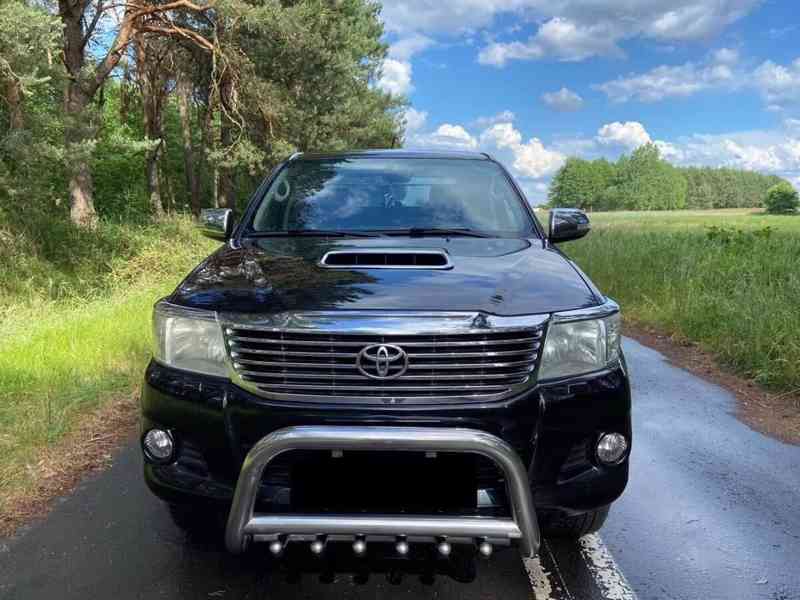 Toyota Hilux 2,5 D4D Life 4x4 106kw - foto 6