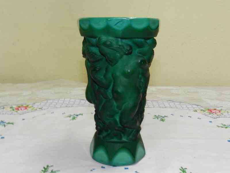 Hezká Art Deco zelená Váza Putti Malachit Jade  - foto 4