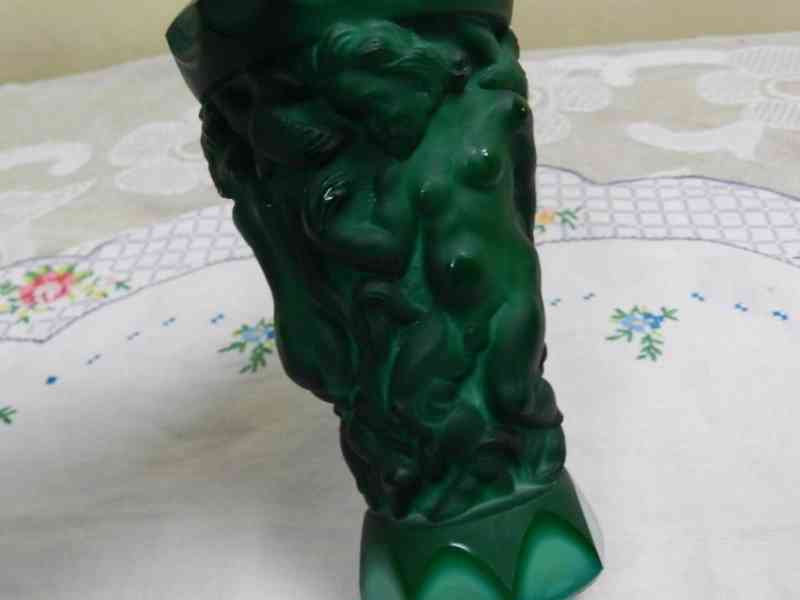 Hezká Art Deco zelená Váza Putti Malachit Jade  - foto 6