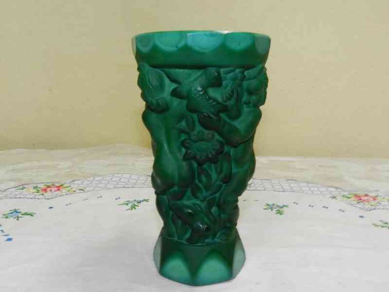 Hezká Art Deco zelená Váza Putti Malachit Jade  - foto 2