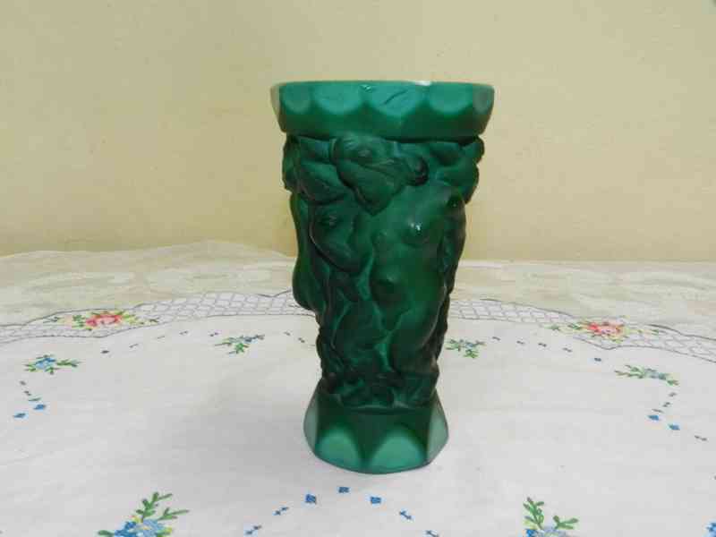 Hezká Art Deco zelená Váza Putti Malachit Jade  - foto 3