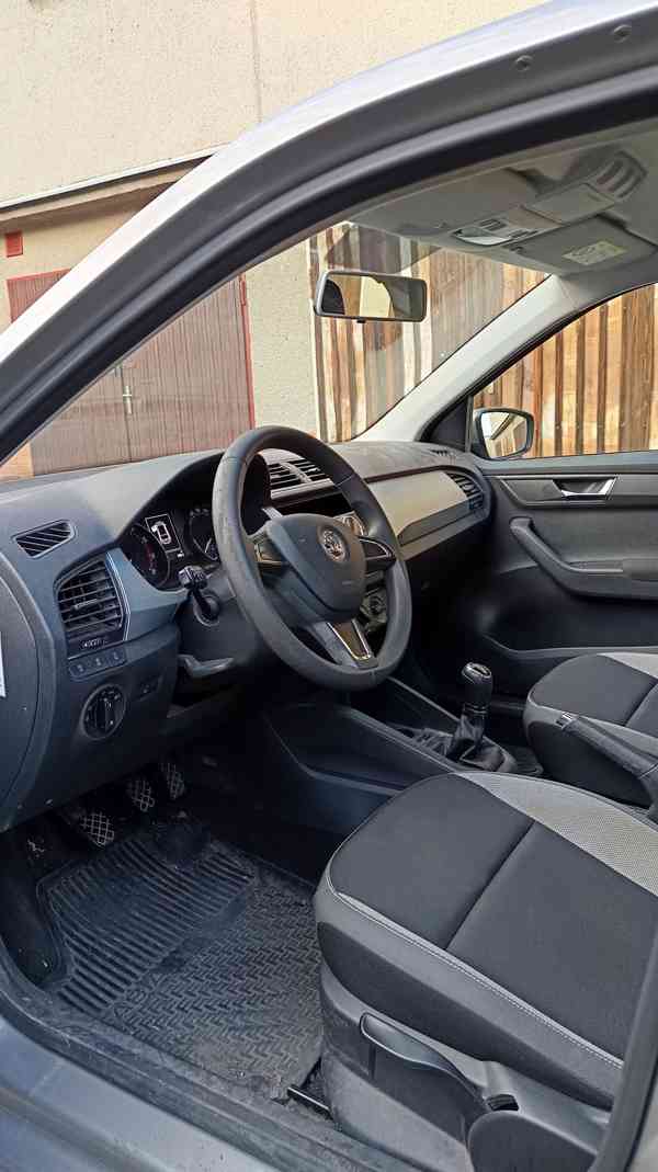 Škoda Fabia 1.0 MPI 44 kW, 2015, 42 tis. km, ČR, 1. majitel - foto 11