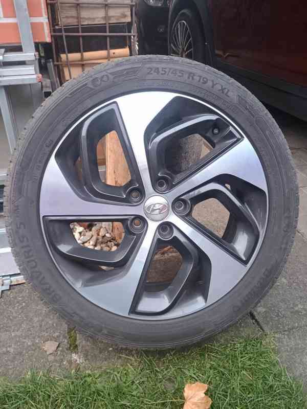 Hyundai Tucson 2,0   4x4 automat CRDI - foto 5