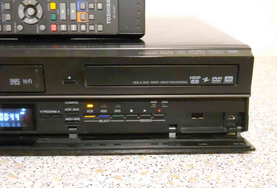 ⚠️DVD-HDD-VHS rekordér TOSHIBA RD-XV50 - foto 3