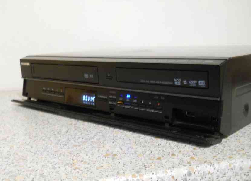 ⚠️DVD-HDD-VHS rekordér TOSHIBA RD-XV50 - foto 5