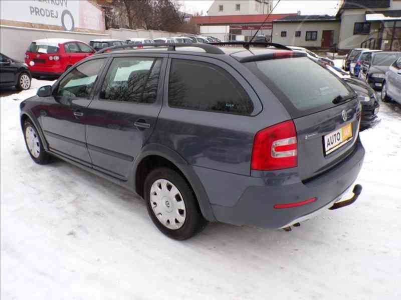 Škoda Octavia 2,0 TDI 4x4,TAŽNÉ ZAŘ. - foto 4