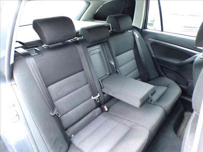 Škoda Octavia 2,0 TDI 4x4,TAŽNÉ ZAŘ. - foto 10