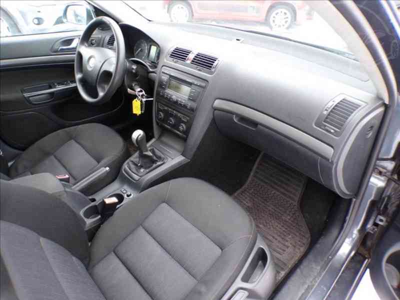 Škoda Octavia 2,0 TDI 4x4,TAŽNÉ ZAŘ. - foto 11