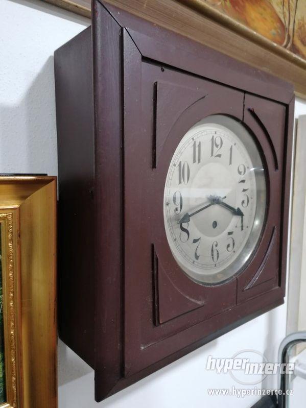 Starožitné hodiny - foto 2