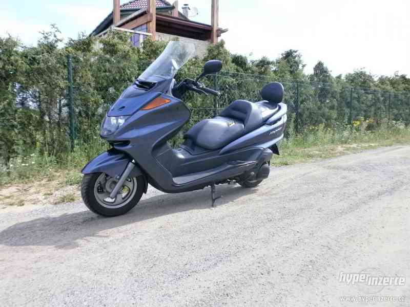 Yamaha Majesty 250 (r.v. 2003) - foto 4