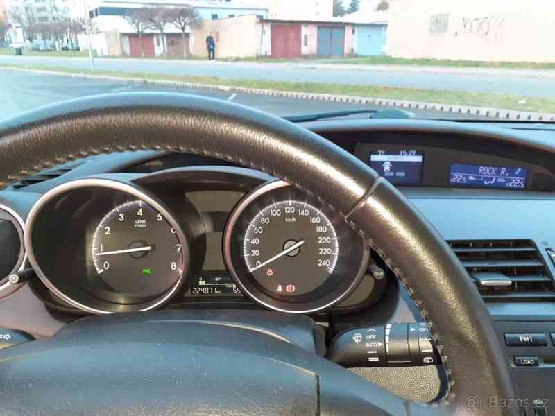 Mazda 3 1,6   benzin - foto 14