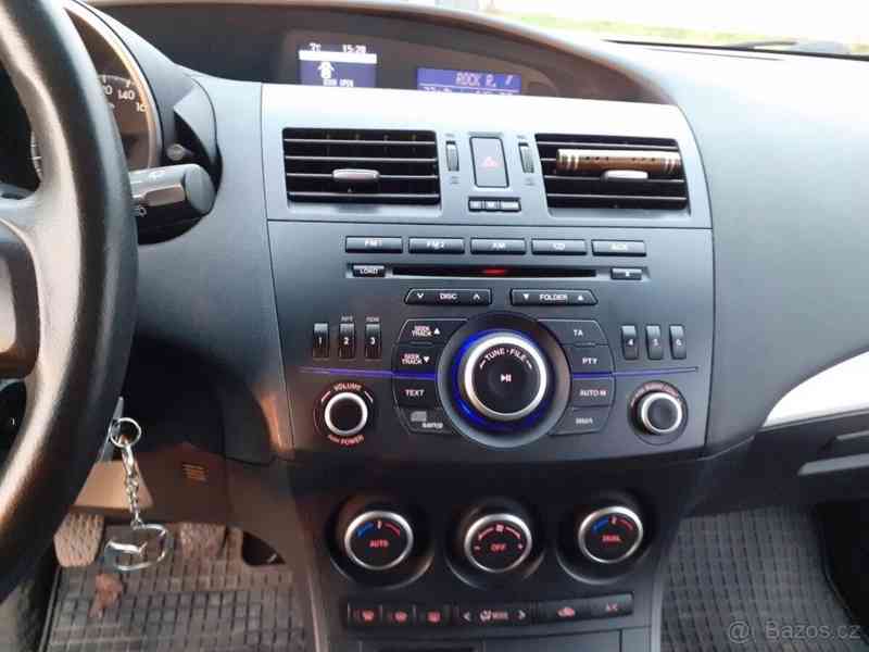 Mazda 3 1,6   benzin - foto 12