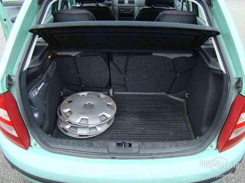 Škoda Fabia 1.4i r.v.2001 (1.Maj.serv.knÍž.ČR) - foto 12
