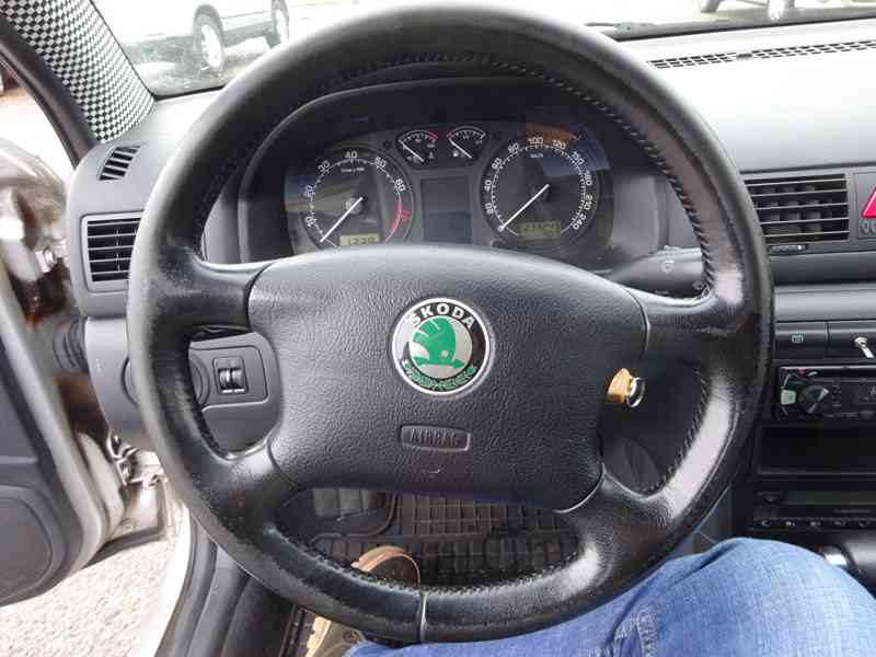Škoda Octavia 2.0i r.v.2000 AUTOMAT Po rozvodech - foto 10