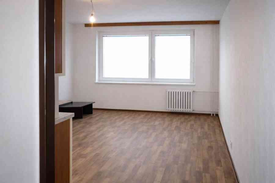 Pronajem bytu 1 + kk v Pribrami  - foto 3