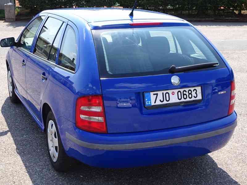 Škoda Fabia 1.9 SDI Combi r.v.2003 (STK:8/2026) - foto 4