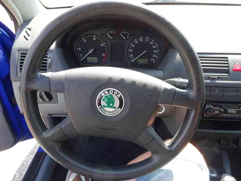 Škoda Fabia 1.9 SDI Combi r.v.2003 (STK:8/2026) - foto 10