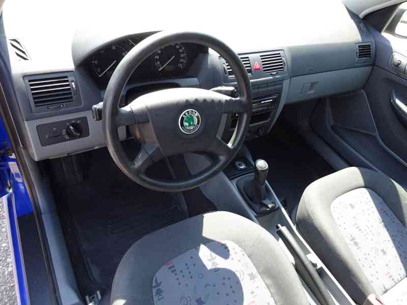 Škoda Fabia 1.9 SDI Combi r.v.2003 (STK:8/2026) - foto 5