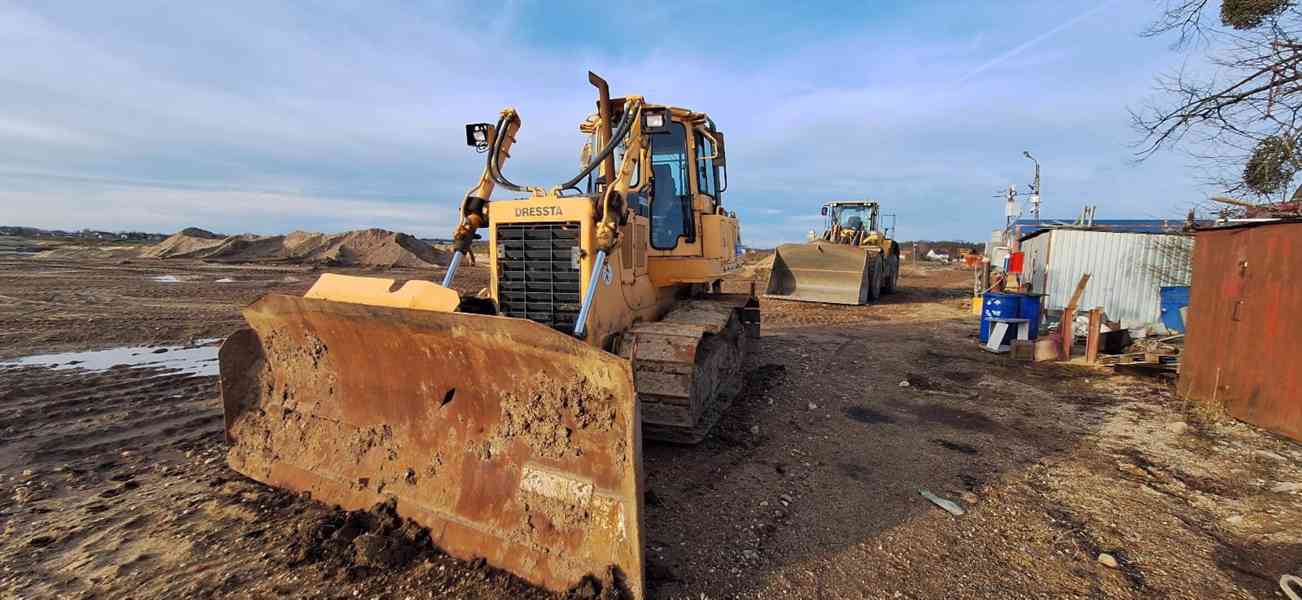 Dressta TD14 M, 16tunový buldozer - foto 2