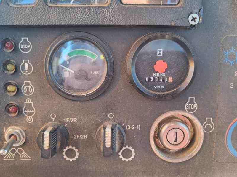 Dressta TD14 M, 16tunový buldozer - foto 4