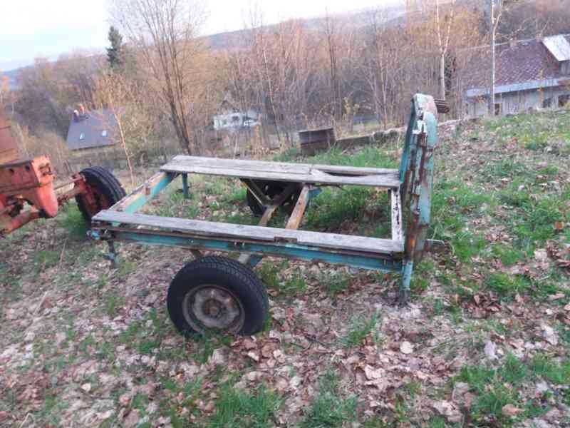 Traktor RS09 čtyř válec - foto 4