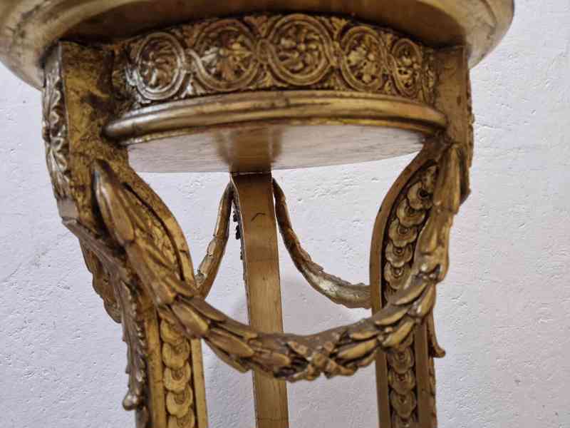 Luxusní klasicistní bohatě zdobený Sloup Podstavec - foto 5