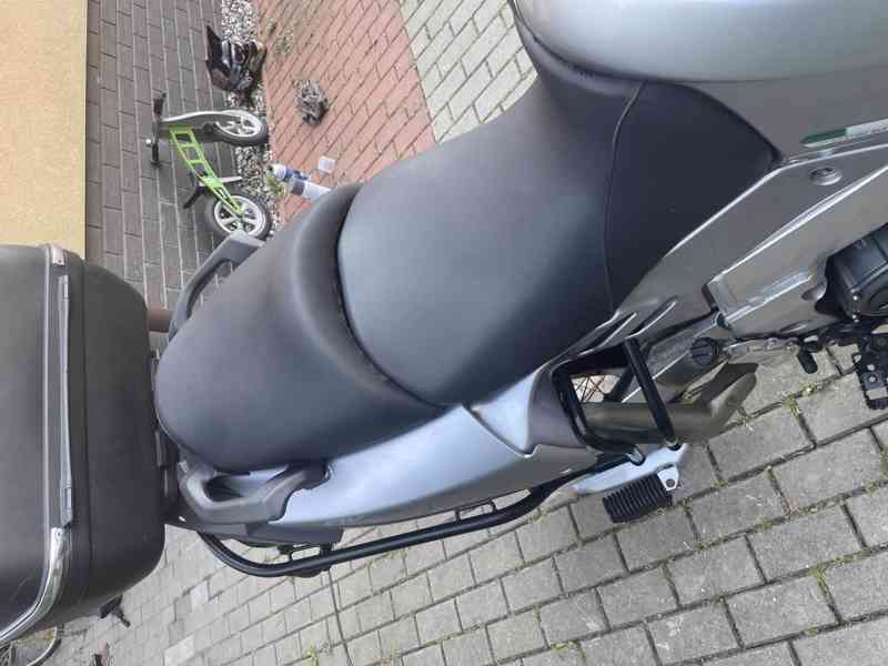 Aprilia Caponord etv 1000 - foto 5